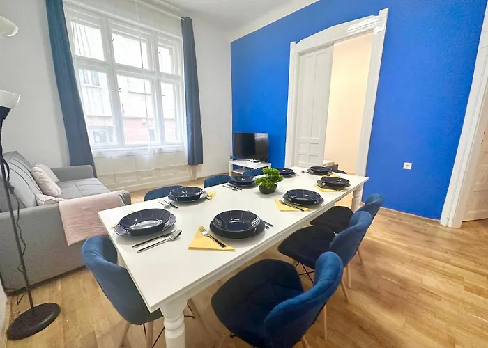 Elegant Apartman For 8 Person With Free Parking For 2 Cars