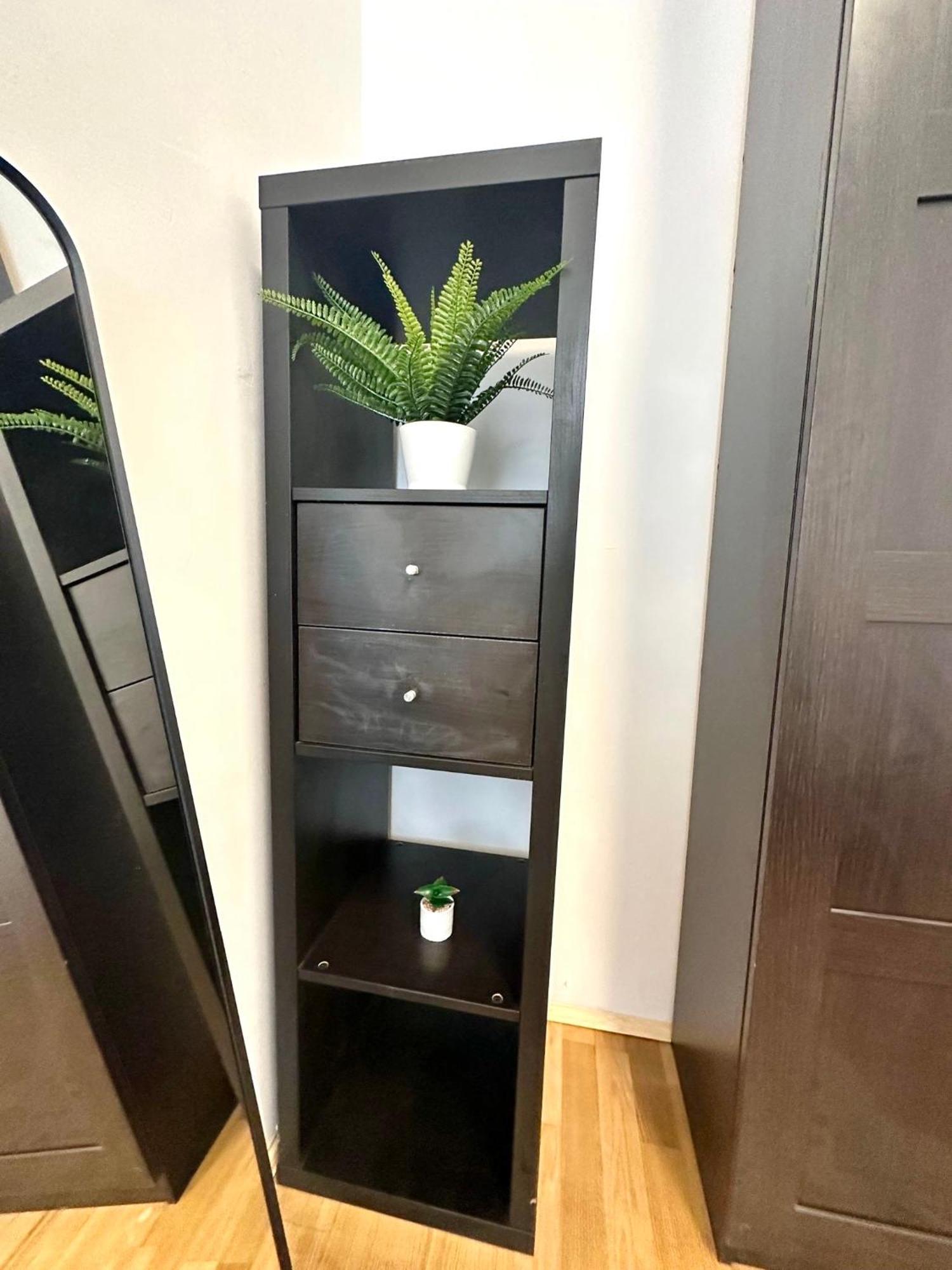 Elegant For 8 Person With Free Parking For 2 Cars